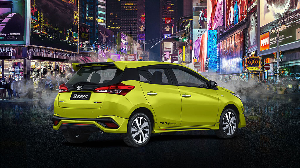 new-yaris-11.jpg
