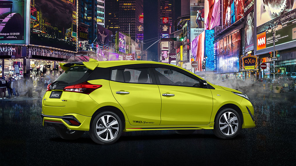 new-yaris-12.jpg